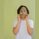 Cara Memakai Masker Spirulina yang Benar Untuk Hasil yang Maksimal